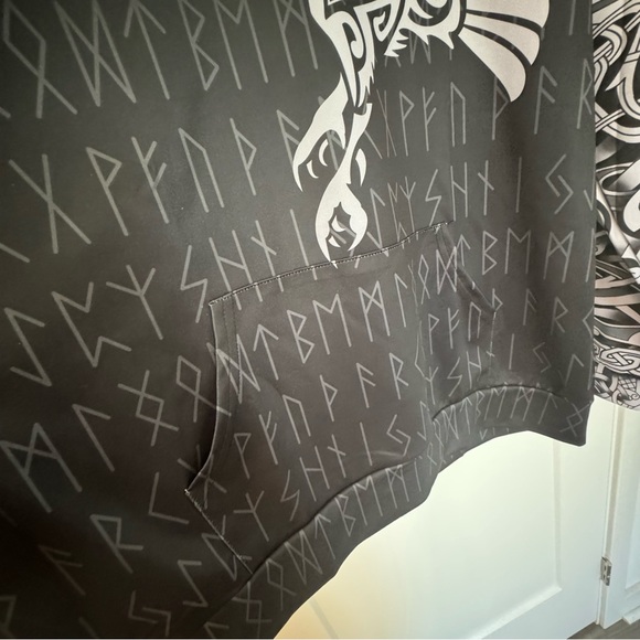 Mens viking style the raven of Odin tattoo special hoodie size L - Picture 2 of 9